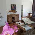 Apartment 아파트
